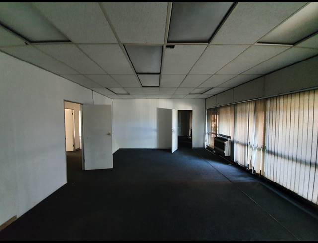 426M² OFFICE TO LET IN ALRODE